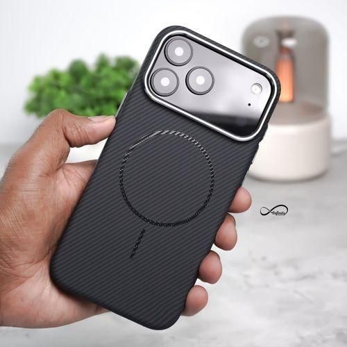 Magnetic Case Compatible for iPhone 17 Pro Max Slim Minimalist Carbon Fiber Texture Cover Compatible with MagSafe Thin Frosted Protective