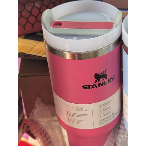 Quencher H2.0 FlowState Tumbler (Pink, 40 oz)