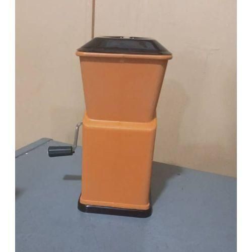 Wooden Chilli And Dry Fruit Cutter with Lid, Manual Grinder, Hand Blender