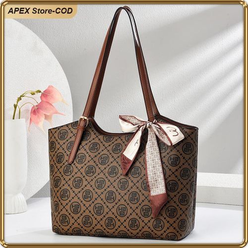 Chic PU Leather Tote Bag For Women Lightweight Durable Versatile