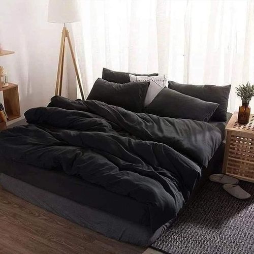 Black duvet,Bedsheet With 4 Pillow Cases