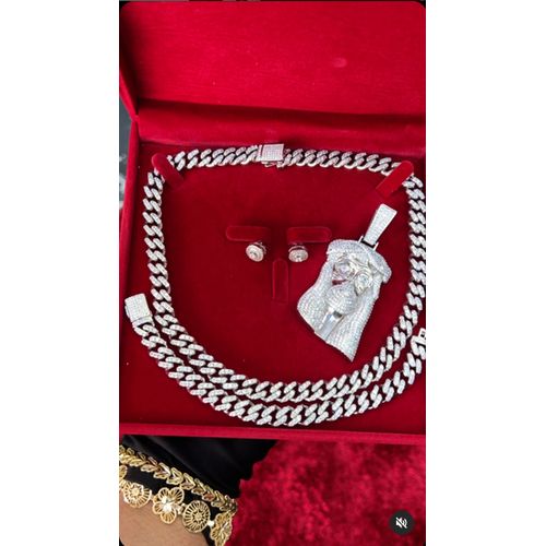 Forever Lasting Iced Studded Set For Top Men/Women Of Steeze