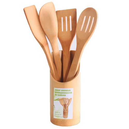 Wooden kitchen utensil set