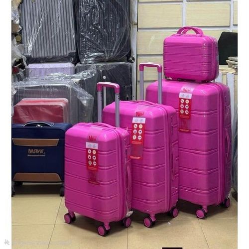 High Quality Gold 4 in 1 unbreakable rubber luggage set And kit included