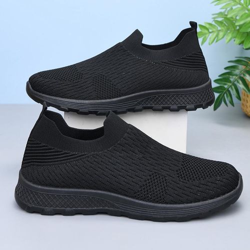 Unisex black casual sneakers for all