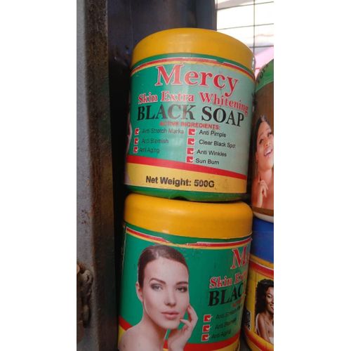 Skin Extra Whitenin Black Soap