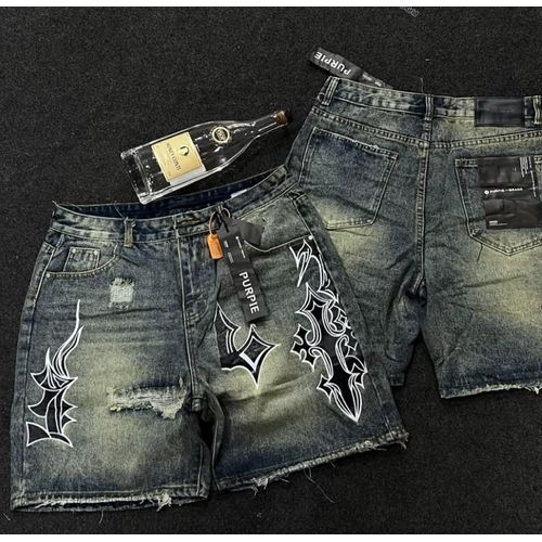 Distressed blue / greystreet-style denim shorts