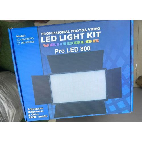 professional photo and video LED LIGHT KIT VARICOlOR pro LED 800