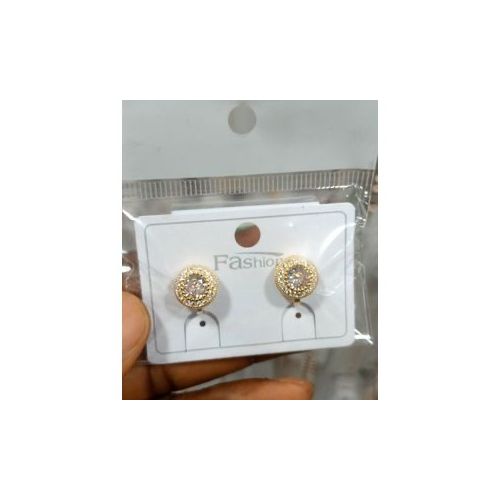 NON TARNISH TRENDY UNISEX LUXURY STUD ICE EARRING
