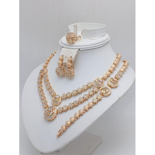 Super Bling Iced-Out Ladies Jewelry Set – Exotic 4-in-1 Zirconia & Diamond Collection