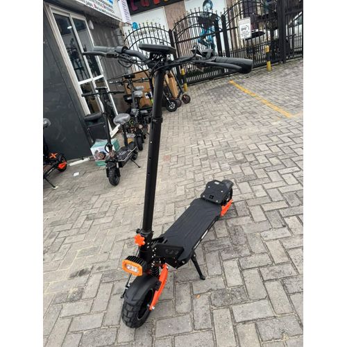Quality Adult Electric Scooter 48V/15Ah Lithium Battery with Off-Road Rugged Tyres & Suspension