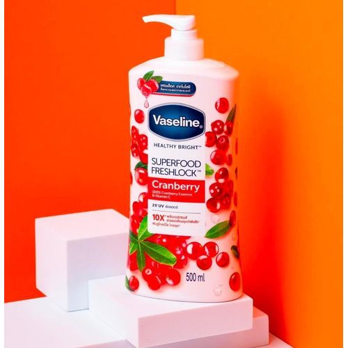 Original Cranberry Healthy Bright Superfood Freshlock Body Lotion 400ml