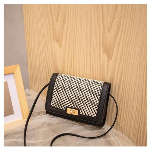 Nice fit trendy ladies bag