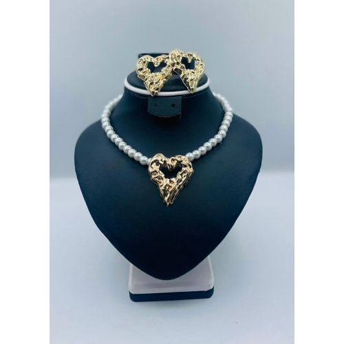 Unique Beauty Ladies Necklace Set