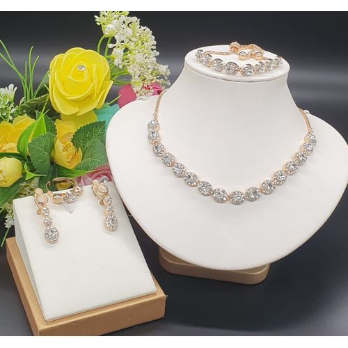 For Odogwu's Wife - Top Class Exquisite Necklace, Earring , Bracelet And Ring