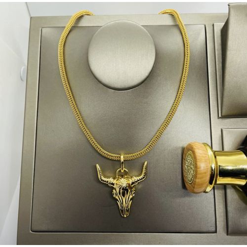 Italian Chain With Bull’s Head Pendant