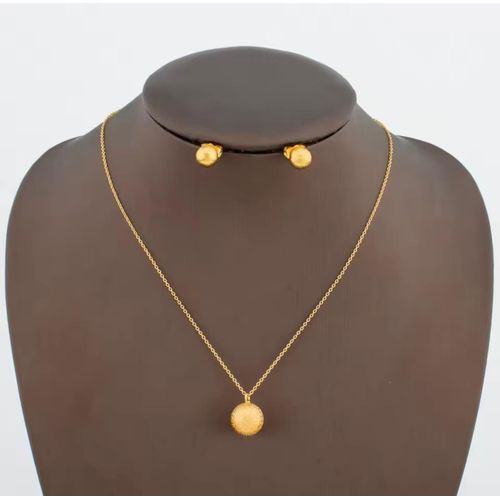 NON TARNISH GOLD JEWELRY SET NECKLACE AND EARRINGS BRACELET