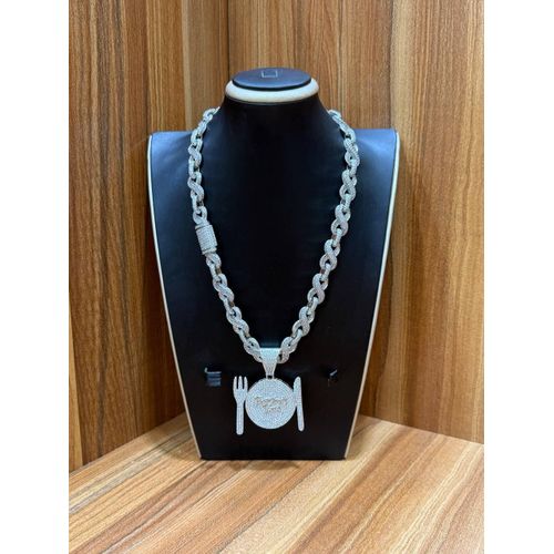 Iced Diamond Sophisticated Cuban Silver Chain With Pendant