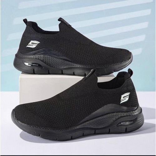 Men’s Black Breathable Slip-On Sneakers