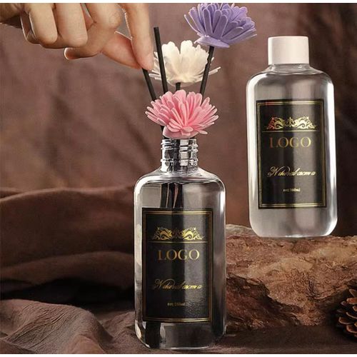 Reed home diffuser solution refill- fresh berry with extra sticks