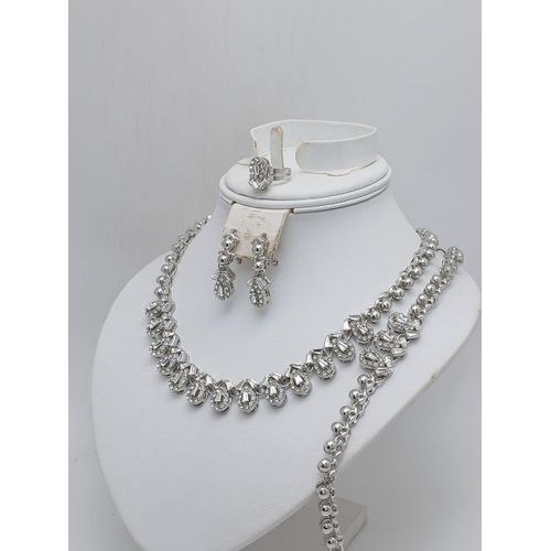 Women's Red Carpet 4-in-1 Iced Out Jewelry Set - Luxury Cubic Zirconia V-Shape Necklace, Linked Bracelet, Band Ring & Drop Earrings - Exotic Bling Diamond Style Party Accessories