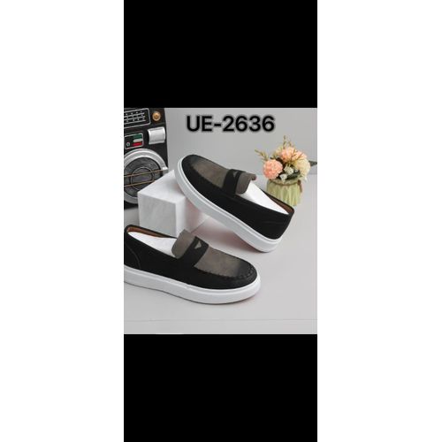 Two-tone Leather Slip-on Loafers With Modern Rubber Sole
