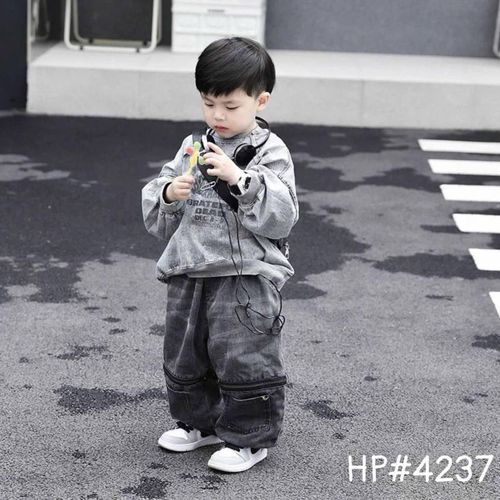 VIETNAM JEAN PANT AND TOP