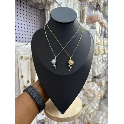 Rotating Daisy or Sunflower Spinner Necklace