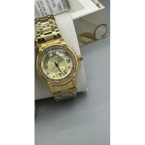 Look World Exquisite Never Fade Gold Ladies Wristwatch