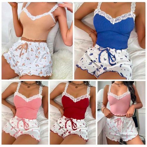 Ladies Beautiful Top And Short 1 Set
