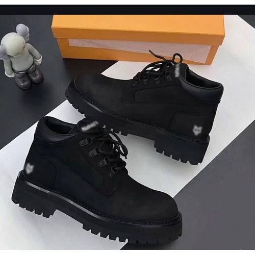 Heavy-Duty Commando Boot