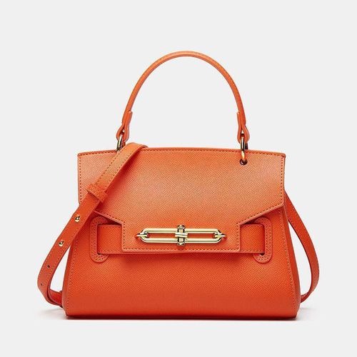 Fashion bags,classy bags,trending bags,office bags