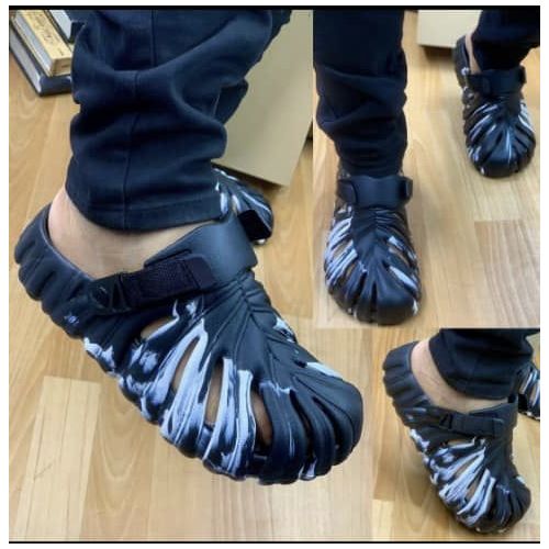 Monstera Mule Crocs-Black