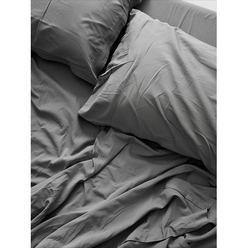 Bedsheet + Pillow Cases - Plain Grey