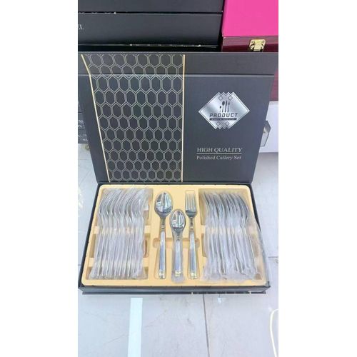 24-Piece High Quality Polished Cutlery Set