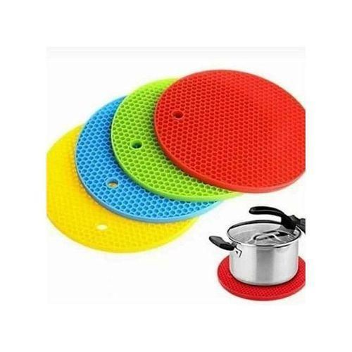4 PCS MULTIFUNCTION SILICONE NON-SLIP HEAT RESISTANT POT PLACEMAT/TABLEWARE (POT PLACEMENT MAT)