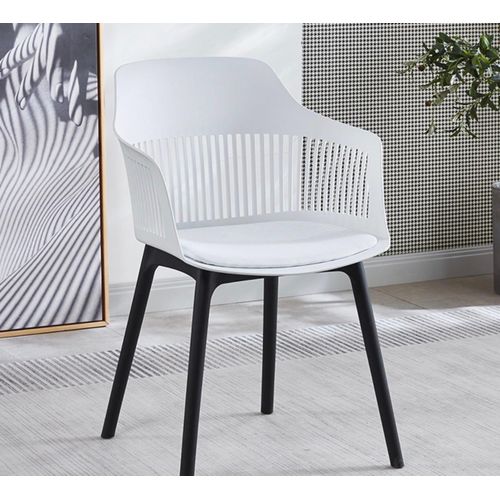 Nordic Luxe Plastic Dining Chair with Wooden Legs – Modern & Durable