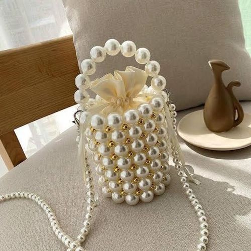 Lady Mira Bucket Beaded Bag with Handle,Free Hair Clip, Exp-delivery -WHITE