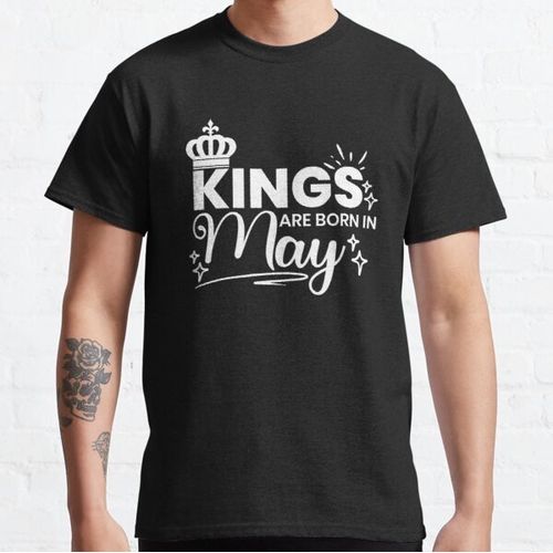 Kings Are Born In May Birthday T-shirt - Black
