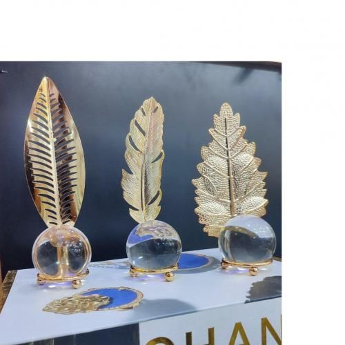 Leaf Inspired Table/Console Decorative Figurine