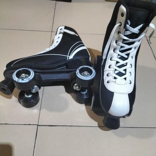 Roller Adjustable Size 35 - 38. Quad Skate Shoe