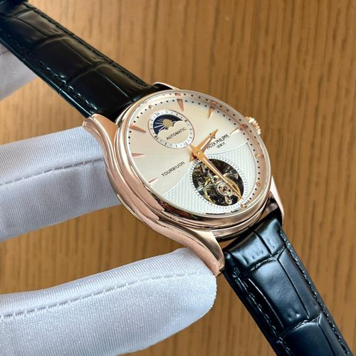 Luxury Men's watch + Free Bracelet