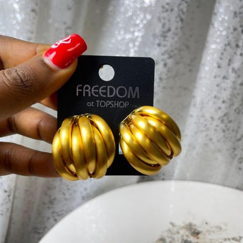High Quality Non Tarnish Gorgeous Women Earring - 2Sets