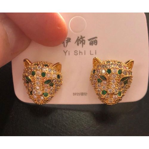 LUXURY DUBAI NON PIERCING STUD EARRING Gold Cat skull
