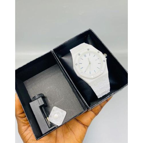 Valenzo Luxury White Quartz Wristwatch