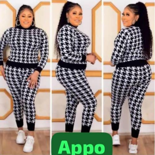 Gorgeous And Beautiful Top And Pant For Ladies