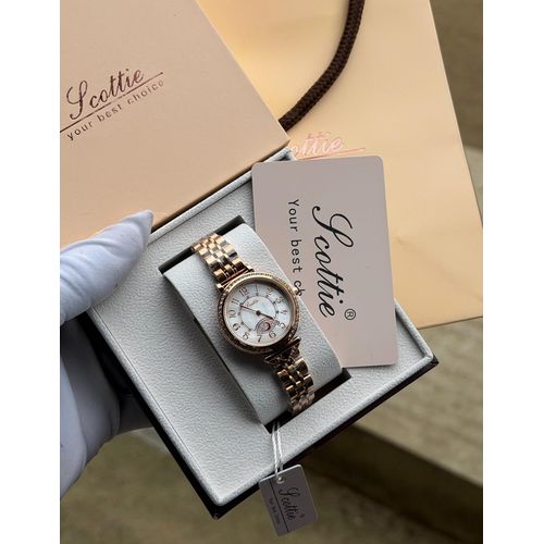 Women's luxury Chain Wristwatch