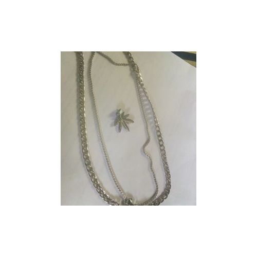 Cuban Chain With Leaf Pendant Silver
