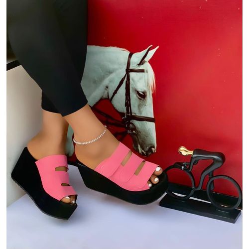 Women Luxury Sandals/Ladies Foot wear