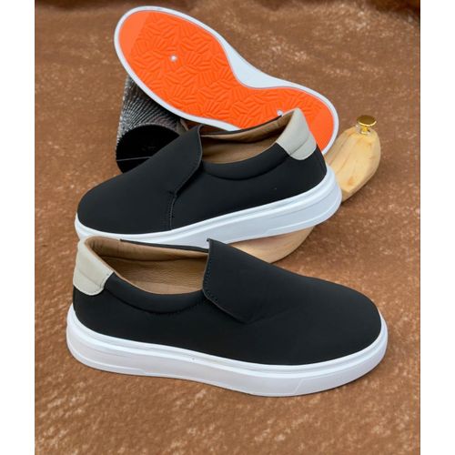 Luxury Men Casual Slip-on Sneakers Black